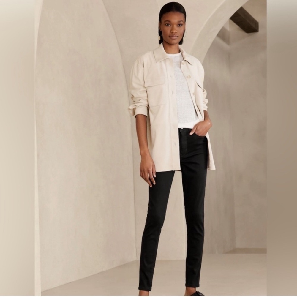 NWT! Banana Republic Premium Denim Black High Rise + Skinny - Multiple🩷